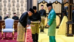 အတိုက်အခံခေါင်းဆောင် Anwar မလေးရှားဝန်ကြီးချုပ်သစ်ဖြစ်လာ.mp3
