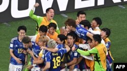 23일 카타르 도하에서 열린 월드컵 E조 경기에서 일본이 독일에 2-1 역전승을 거뒀다.
