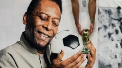 ဘောလုံးဘုရင် Pele အတွက် ဂုဏ်ပြုဝမ်းနည်းစကားတွေ ဆိုနေကြ 
