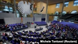 La chambre basse de la Bundestag, le parlement allemand.