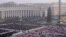 2023 年 1 月 5 日，成千上萬天主教信徒在梵蒂岡聖伯多祿廣場參加已故榮休教宗本篤十六世的葬禮安息彌撒。