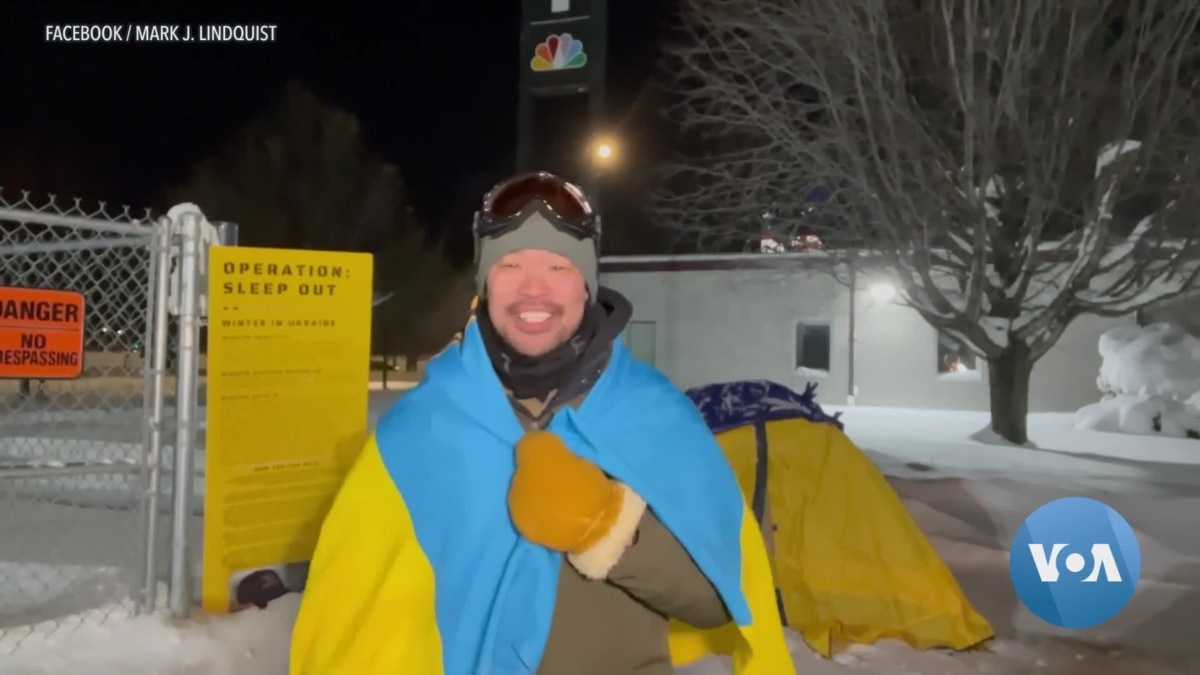 US Veteran Sleeps Outdoors in Freezing Temperatures to Help Ukraine