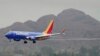 Un avión de Southwest Airlines llega al aeropuerto internacional Sky Harbor el miércoles 28 de diciembre de 2022 en Phoenix. (Foto AP/Matt York)