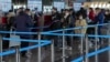 Mở cửa biên giới, Trung Quốc gấp rút gia hạn hộ chiếu cho dân xuất ngoại 