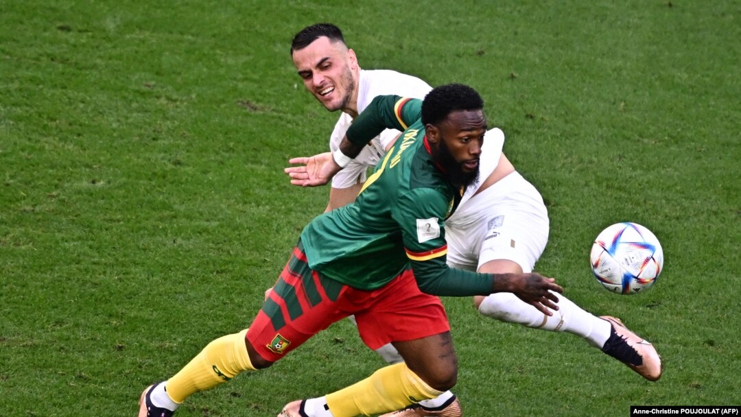 'Yan wasan Kamaru da Senegal