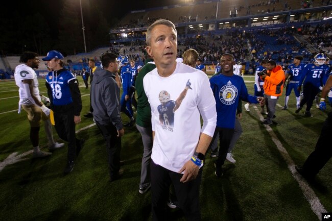 San Jose State Spartans head coach Brent Brennan wore a shirt honoring his player who was killed in a bus accident during the game on November 5, 2022. (AP Photo/D. Ross Cameron)