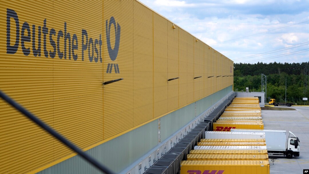 U julu prošle godine, paket poslan iz Litvanije neočekivano se zapalio u skladištu DHL-a u istočnonjemačkom gradu Leipzigu, izazvavši požar. Vatra je brzo ugašena, a šteta je bila minimalna. No, to nije bio jedini slučaj.
