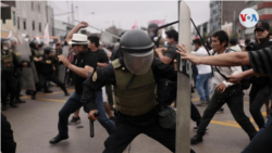 ARCHIVO - Expertos estiman que las protestas en algunos países de la región están poniendo en evidencia el deterioro de la democracia en los países latinaomericanos. 