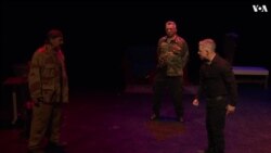 «Темнота на исходе ночи»: пьеса о войне в Украине в старейшем театре в Ист-Виллидж 