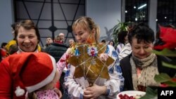 Беженцы из Украины празднуют Рождество по Юлианскому календарю. Польша.