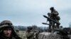 Rusija granatira istočni front, kaže Ukrajina, dok se čini da se ratni ciljevi mijenjaju