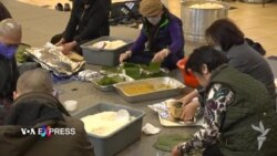 Người Việt hải ngoại nấu bánh chưng, bánh tét chuẩn bị đón Tết