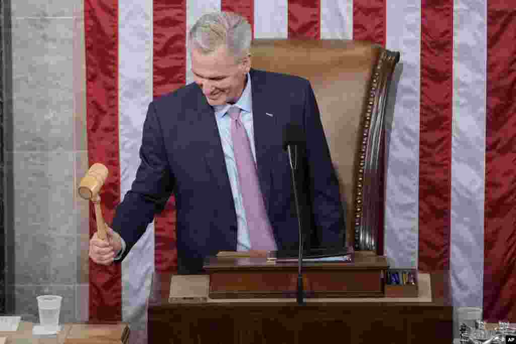 Incoming House Speaker Kevin McCarthy,&nbsp;R-Calif.,&nbsp;holds the gavel after accepting it from House Minority Leader Hakeem Jeffries of N.Y., on the House floor at the U.S. Capitol in Washington, Jan. 7, 2023.&nbsp;Republican Kevin McCarthy was elected House speaker on a historic post-midnight 15th ballot, overcoming holdouts from his own ranks.