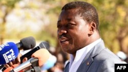 Le président Faure Gnassingbé est arrivé au pouvoir en 2005 après le décès de son père, le général Gnassingbé Eyadéma, qui avait dirigé le Togo pendant 38 ans.