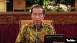 Presiden Joko Widodo menyampaikan pernyataan terkait Pencabutan Kebijakan PPKM, di Istana Merdeka, Jakarta, Jumat, 30 Desember 2022. (SetpresRI/Twitter @setkabgoid)