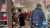 Inflation Worries Turn US Holiday Shopping Into Bargain Hunt