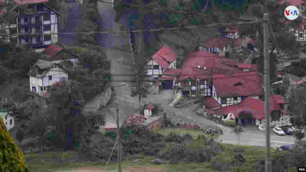 Vista general de Colonia Tovar, el enclave alemán en Venezuela, conocido por sus atractivos turísticos. Foto: Nicole Kolster, VOA.