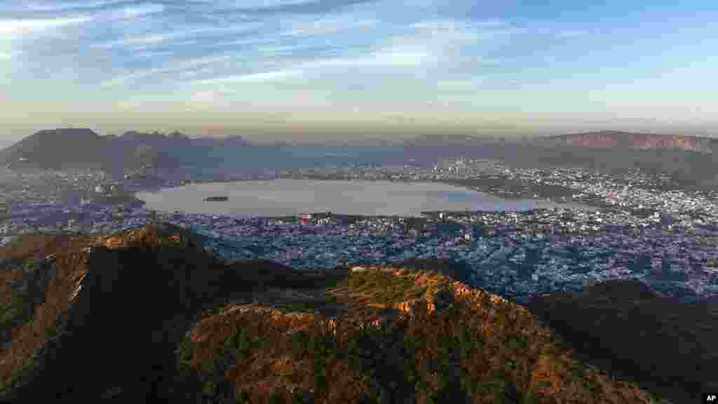 A view of Ana Sagar lake is seen in historical Ajmer City, nestled in the Aravali mountain ranges in the western Indian state of Rajasthan.