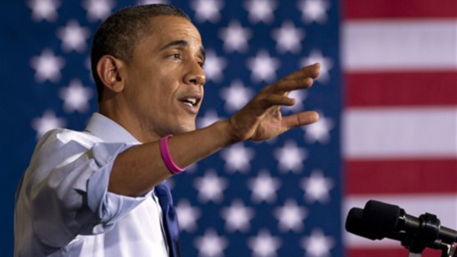President Barack Obama speaks at a campaign event at Cornell College, in Mt. Vernon, Iowa, October 17, 2012. (AP)