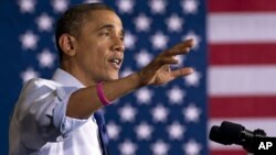 El presidente Barack Obama habla en Cornell College, en Mt. Vernon, Iowa, el 17 de octubre de 2012.