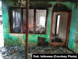 Rumah yang berfungsi ganda sebagi pabrik korek api gas yang terbakar di Langkat (dok. Istimewa)