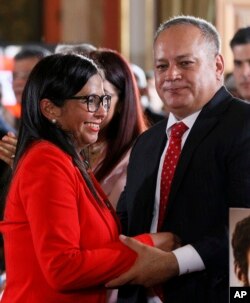 El presidente del partido de gobierno PSUV (Partido Socialista Unido de Venezuela) Diosdado Cabello, propuso a la excanciller Delcy Rodríguez como presidente de la Asamblea Nacional Constituyente.