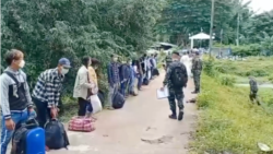၂၀၊ ၂၀၂၁ ရက္ေန႔ကဖမ္းမိတဲ့ ျမန္မာႏို္ငံသားမ်ား photo- (ထုိင္းနယ္ျခားေစာင့္တပ္)