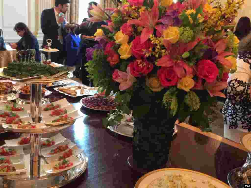 میز غذا با انواع غذاهای ایرانی در کاخ سفید 