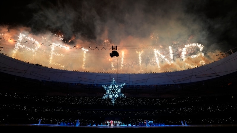 Paralimpiade Musim Dingin Beijing Ditutup dengan Pesan ‘Cinta’