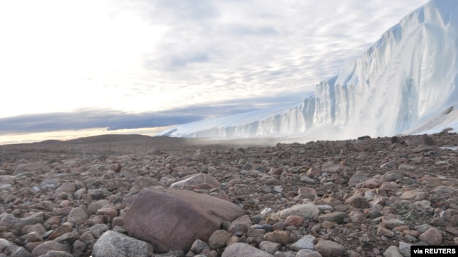 The site of field work at the edge of the Greenland Ice Sheet where scientists studied the age of the 31- km-wide Hiawatha impact crater that is buried under ice six-tenths of a mile (1 km) thick is seen in 2019. (Pierre Beck/Handout via REUTERS)