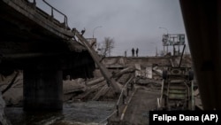 Зруйнований міст в м. Ірпінь, 12 березня 2022 року.