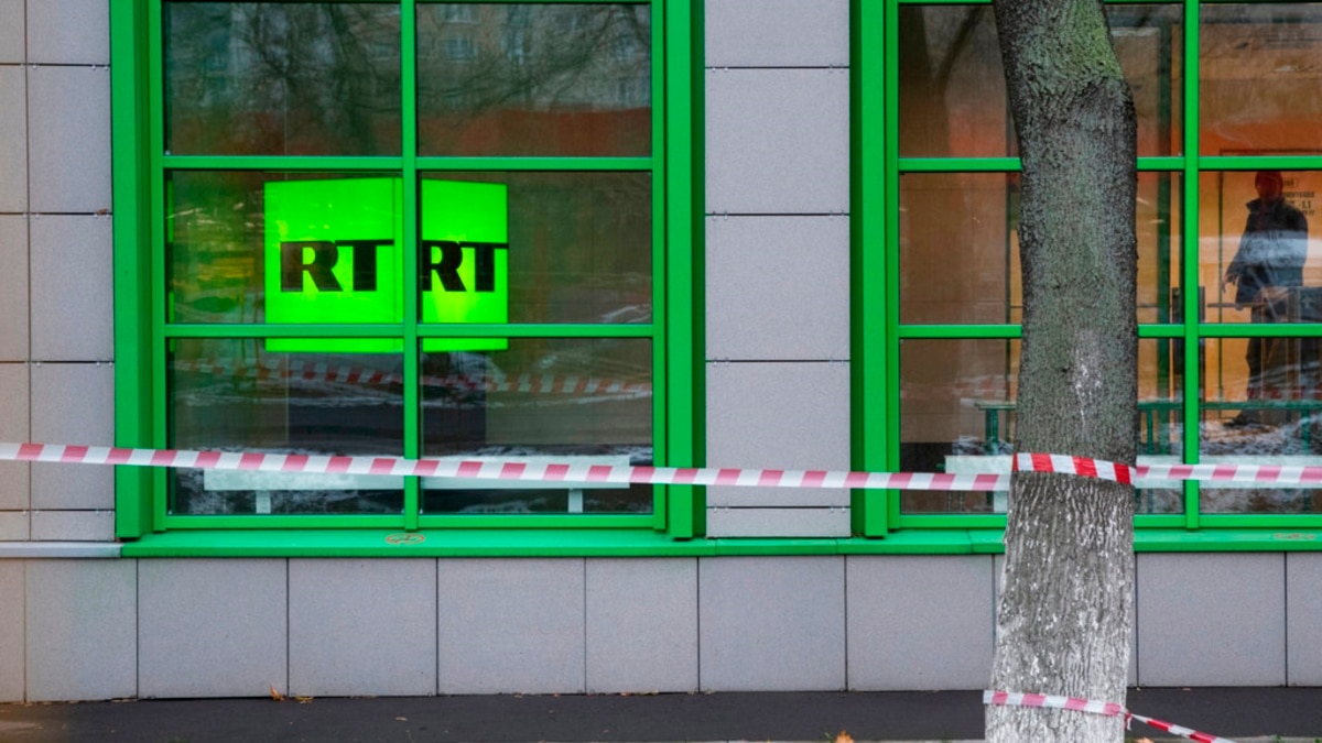 Britain Sanctions Russian Media, Targeting Disinformation - Vimarsana News
