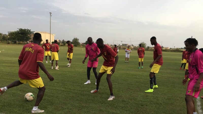 Le Mali saisit la FIFA pour un but refusé; l'Uefa classe un but de Sadio Mané parmi les meilleurs