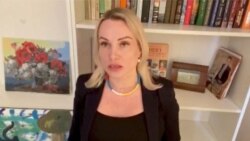 俄罗斯国营电视台第一频道的编辑玛丽娜·奥斯雅尼科娃（Marina Ovsyannikova）