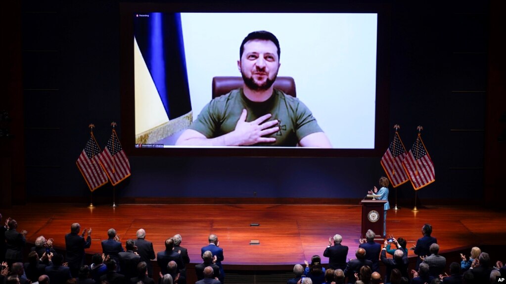 Zelenskyy ligjvënësve amerikanë: Mbyllni qiellin mbi Ukrainë