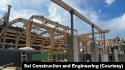 ຮູບພາບ-ການກໍ່ສ້າງສະຖານທີ່ແຫ່ງນຶ່ງທີ່ບໍລິສັດ Sai Construction and Engineering ຂອງທ່ານ ທັອມ ຮັບເໝົາກໍ່ສ້າງ ຢູ່ໃນລັດໂຄໂລຣາໂດ.
