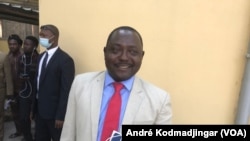 Maître Max Loalngar coordonnateur des actions citoyennes Wakit Tama, au Tchad, le 13 mars 2022. (VOA/André Kodmadjingar).