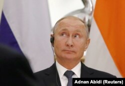 Presiden Rusia Vladimir Putin di New Delhi, India, 5 Oktober 2018. (Foto: REUTERS/Adnan Abidi)