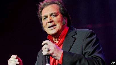 Review: Engelbert Humperdinck Defies Time, Age on New Album