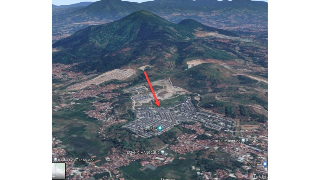 Lokasi tanah longsor di Desa Cihanjuang, Kecamatan Cimanggung, Kabupaten Sumedang, Jawa Barat, Sabtu, 9 Januari 2021. (Foto: Humas BNPB)