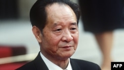 资料照片: 前中共总书记胡耀邦 (1986年)