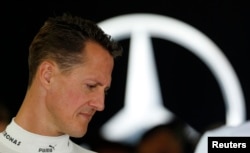 Pembalap Mercedes Formula Satu Michael Schumacher dari Jerman saat sesi latihan pertama Grand Prix F1 Jepang di sirkuit Suzuka 5 Oktober 2012. (Foto: REUTERS/Kim Kyung-Hoon)