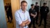 Росія: затриманого опозиціонера Навального госпіталізували з «дивною алергією»