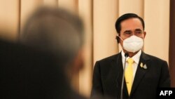 Perdana Menteri Thailand Prayut Chan-O-Cha dalam konferensi pers di Government House di Bangkok, 25 Februari 2022 . (Jack TAYLOR / AFP) 