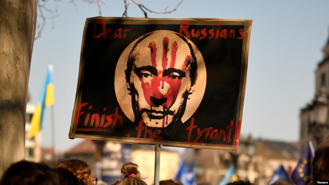 Biểu tình phản đối Putin tại Frankfurt, Đức, 13 tháng Ba.