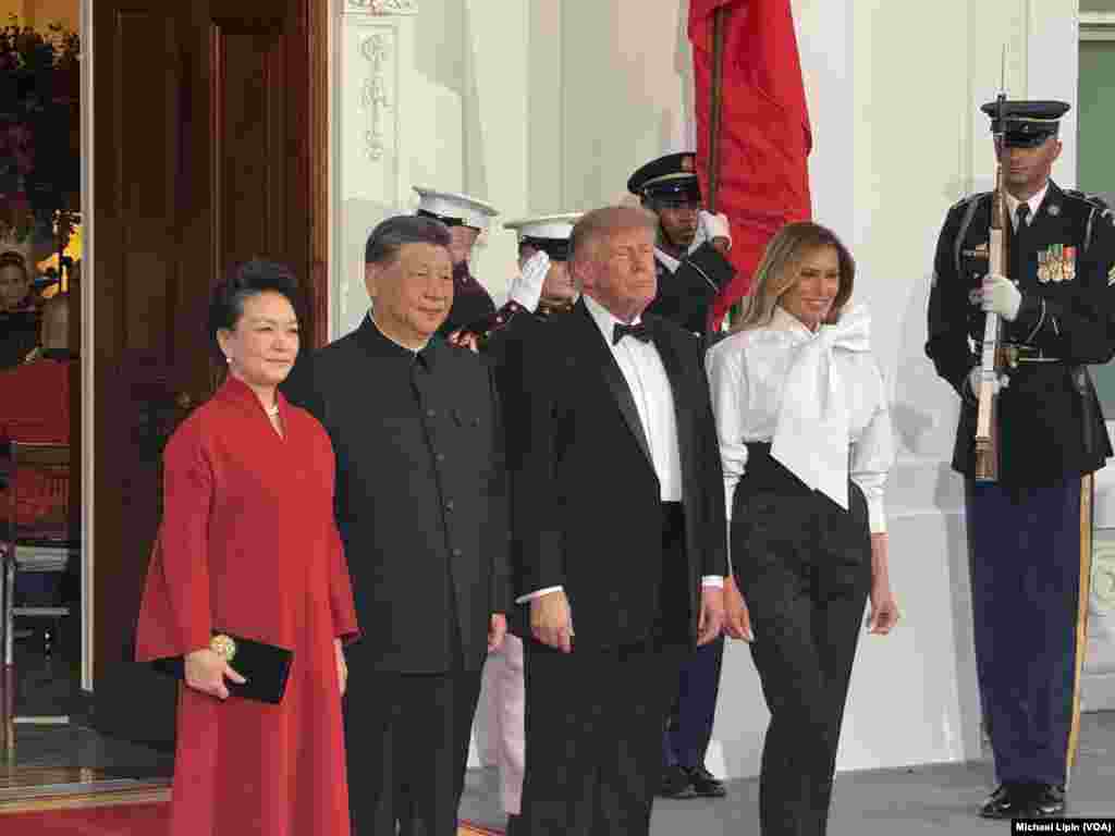 9月24日，特朗普总统夫妇在白宫设宴款待中国领导人习近平及夫人彭丽媛(美国之音记者利平拍摄)