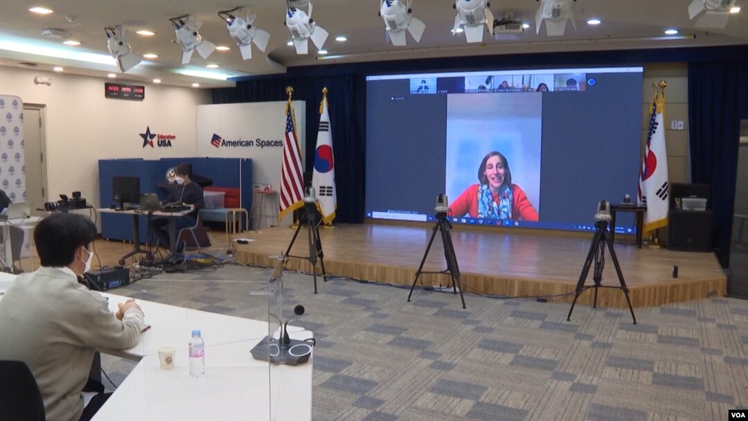 8일 주한미국대사관과 미국의 비정부기구인 국제공화연구소(IRI) 한국사무소가 공동 주최한 ‘북한의 정보 자유’ 온라인 회의가 열렸다.
