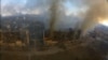 Snimak načinjen dronom na kom se vide stambene zgrade uništene u bombardovanju Marijupolja, Ukrajina, 14. marta 2022.