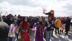 Bi Deh Hezaran Kes li Stenbolê Newroz Pîroz Kir