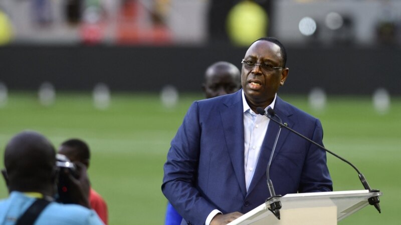 Des Sénégalais jugent les 10 ans au pouvoir du président Macky Sall